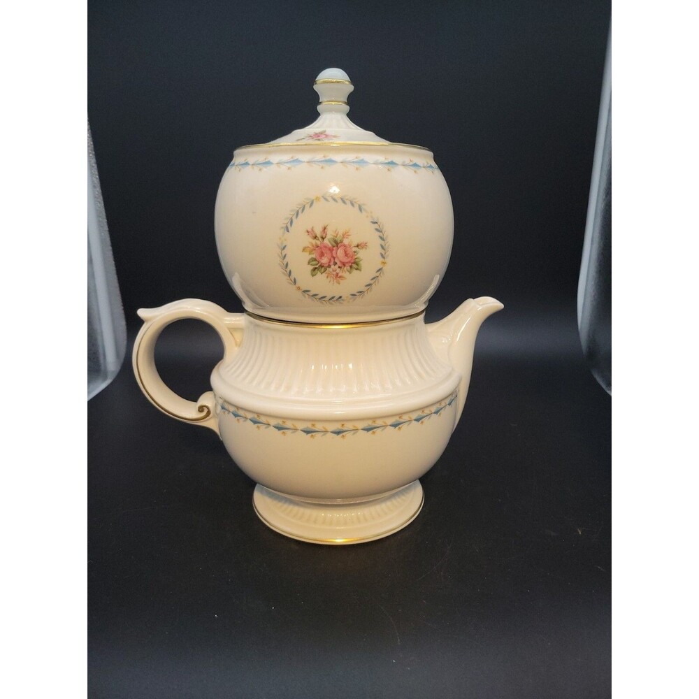 HALL CHINA~HARMONY HOUSE MOUNT VERNON 4 PC COFFEE POT & LID WITH INFUSER~EUC Vtg